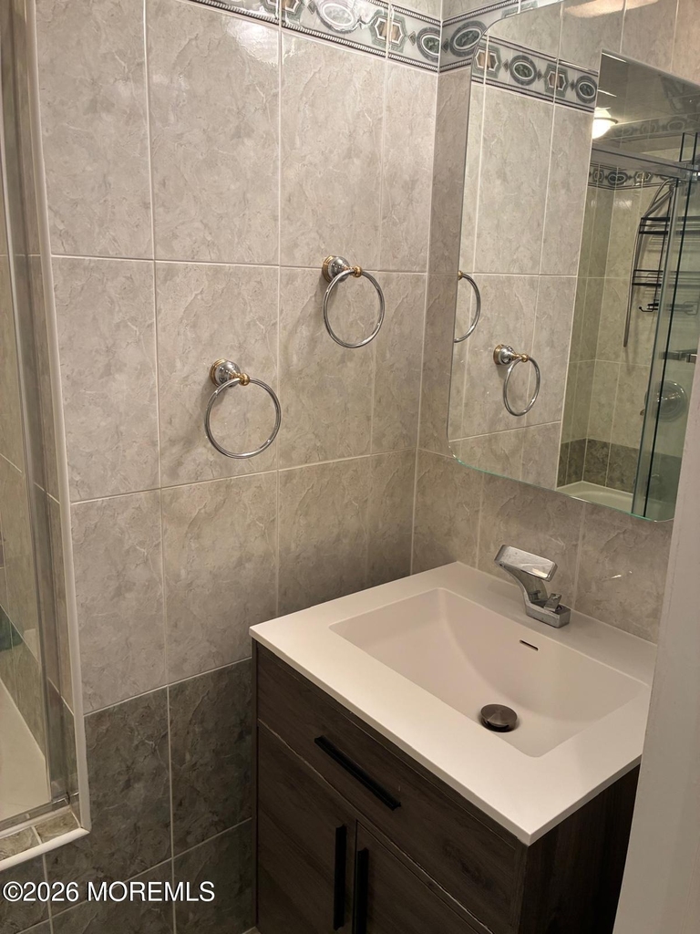 131 Amberly Drive - Photo 15