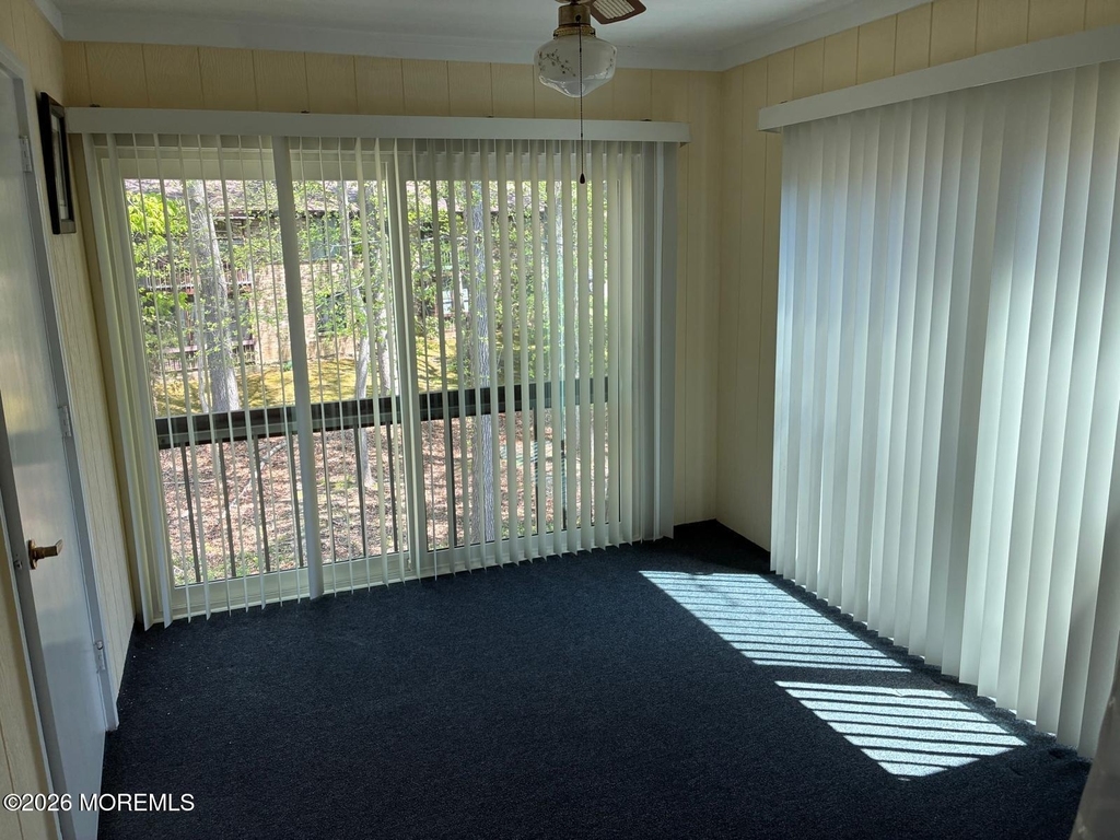 131 Amberly Drive - Photo 7
