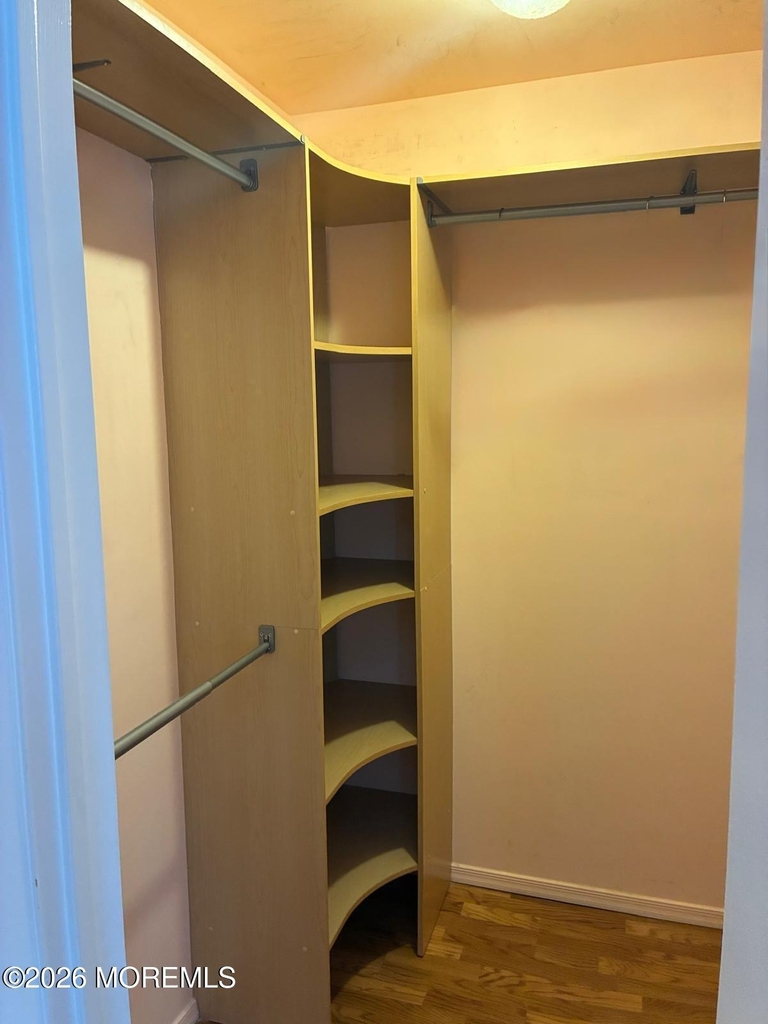 131 Amberly Drive - Photo 14