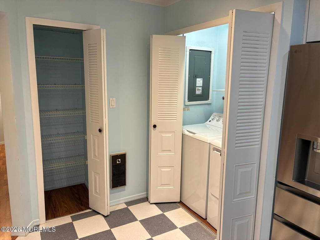 131 Amberly Drive - Photo 12