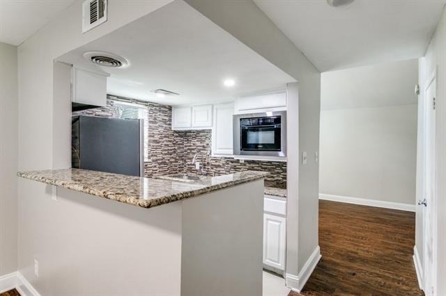 4023 N Hall Street - Photo 3