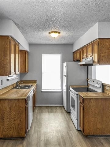821 N Mesquite Street - Photo 3