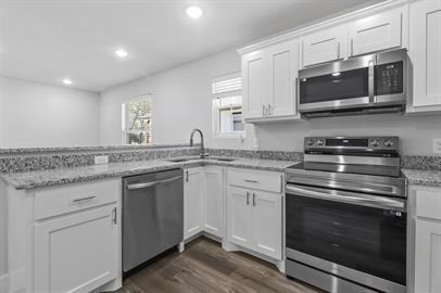 406 W 6th Street - Photo 3