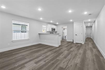 406 W 6th Street - Photo 1