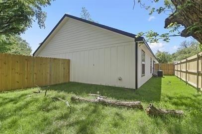 406 W 6th Street - Photo 14