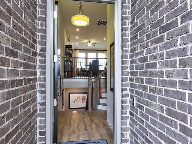 5634 Niagara Road - Photo 1