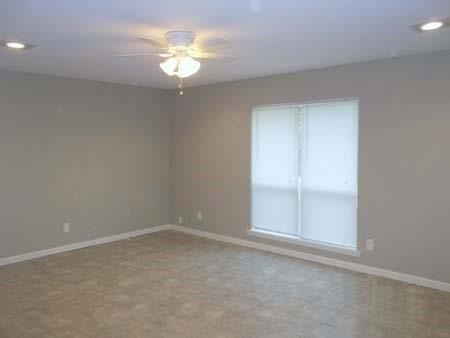 1504 Cardinal Drive - Photo 3