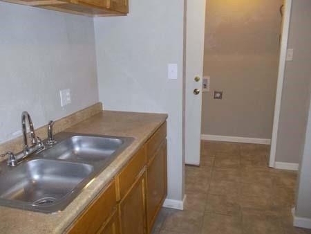 1504 Cardinal Drive - Photo 7