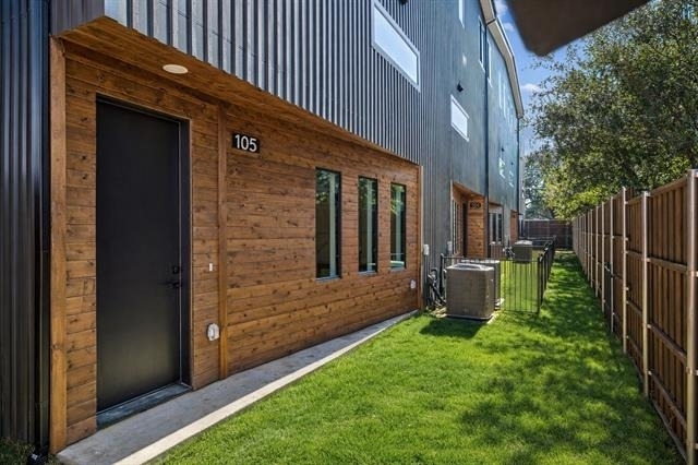 2147 Mail Avenue - Photo 4