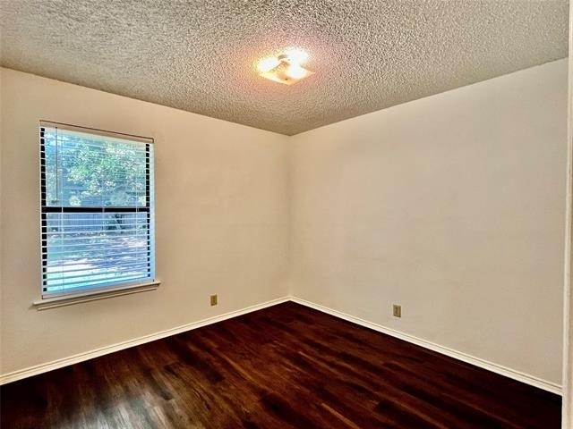 301 Joshua Street - Photo 10