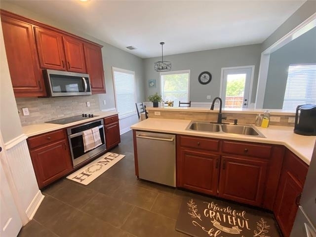 2125 Columbia Drive - Photo 5