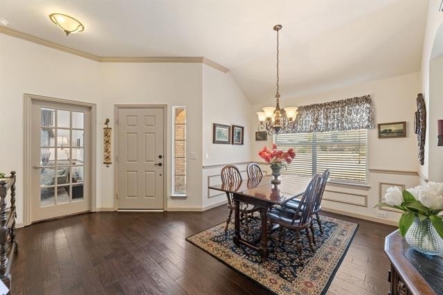 1312 Quaker Drive - Photo 3