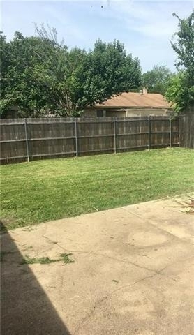 1828 Angelina Drive - Photo 11