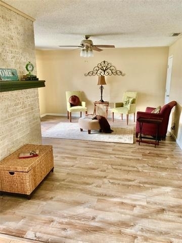 204 Hillcrest Street - Photo 4