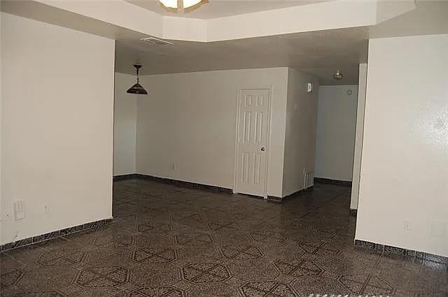 1202 Spell Avenue - Photo 3