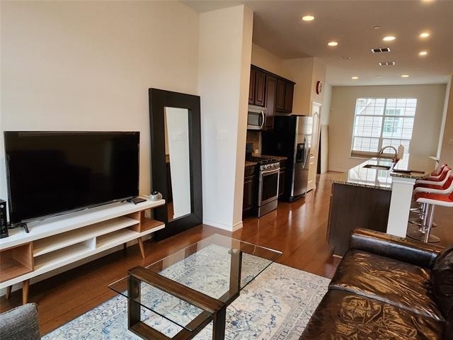 5029 Parkview Place - Photo 6