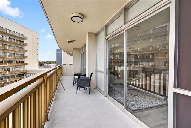 6211 Northwest Highway - Photo 20