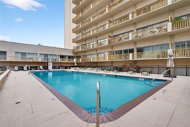 6211 Northwest Highway - Photo 27