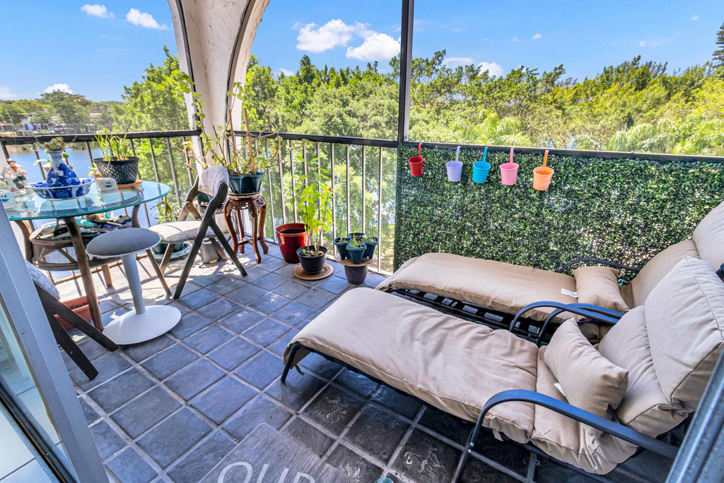 3360 Spanish Moss Terrace - Photo 8