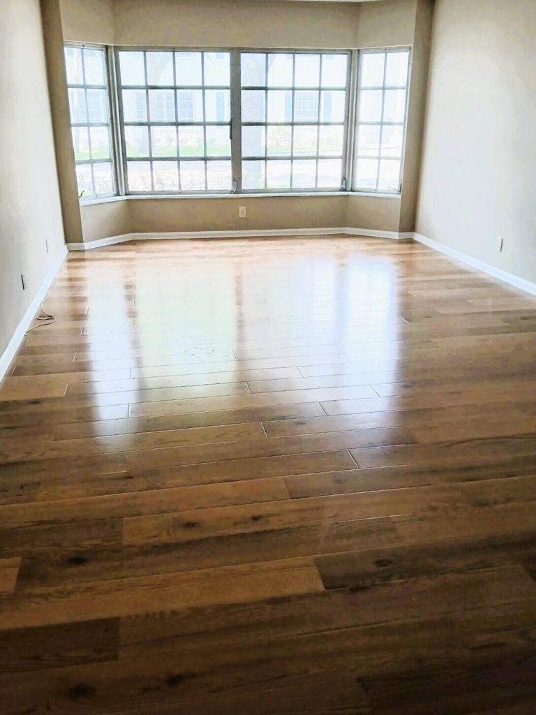 2180 Ne 67th Street - Photo 2