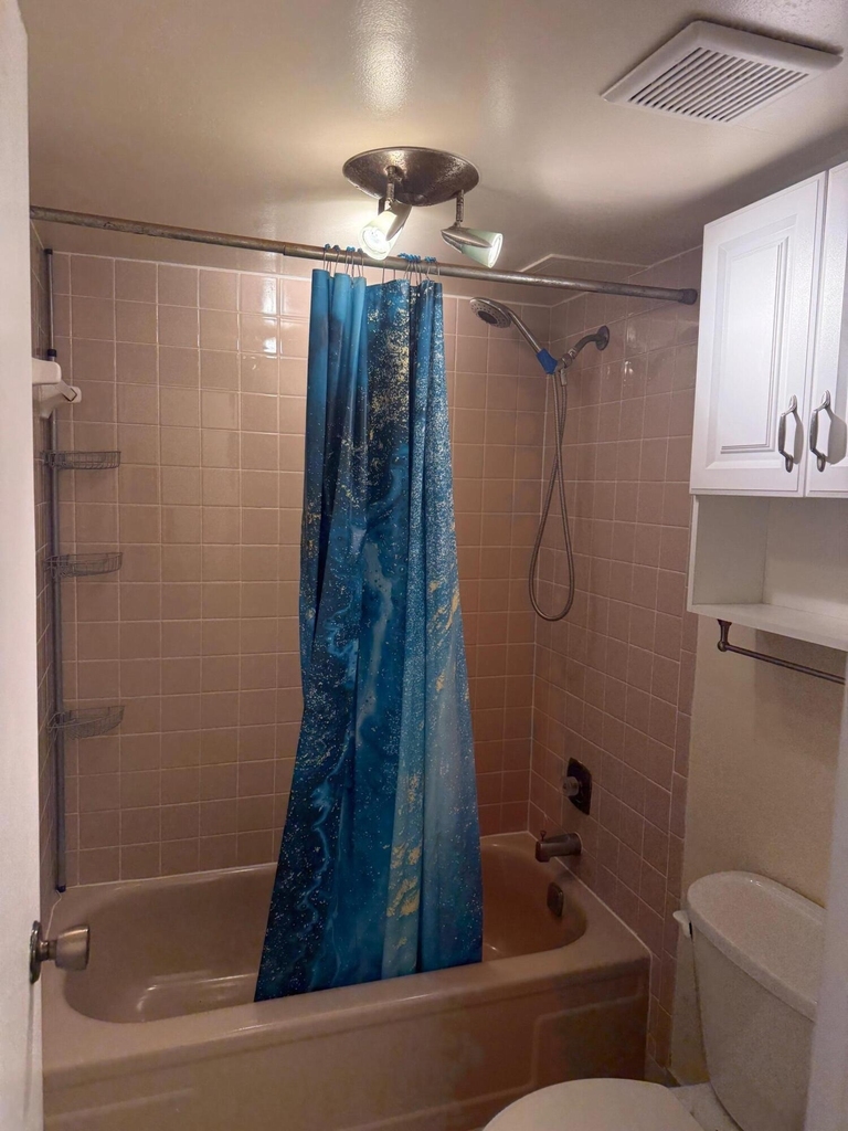 4394 Nw 9th Avenue - Photo 2