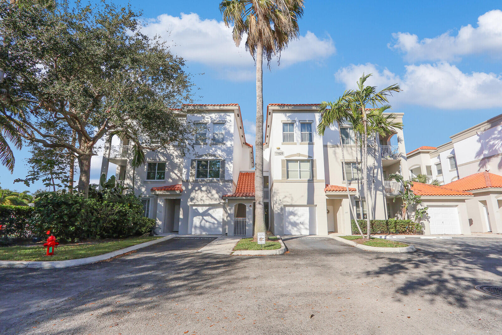 11035 Legacy Boulevard - Photo 0