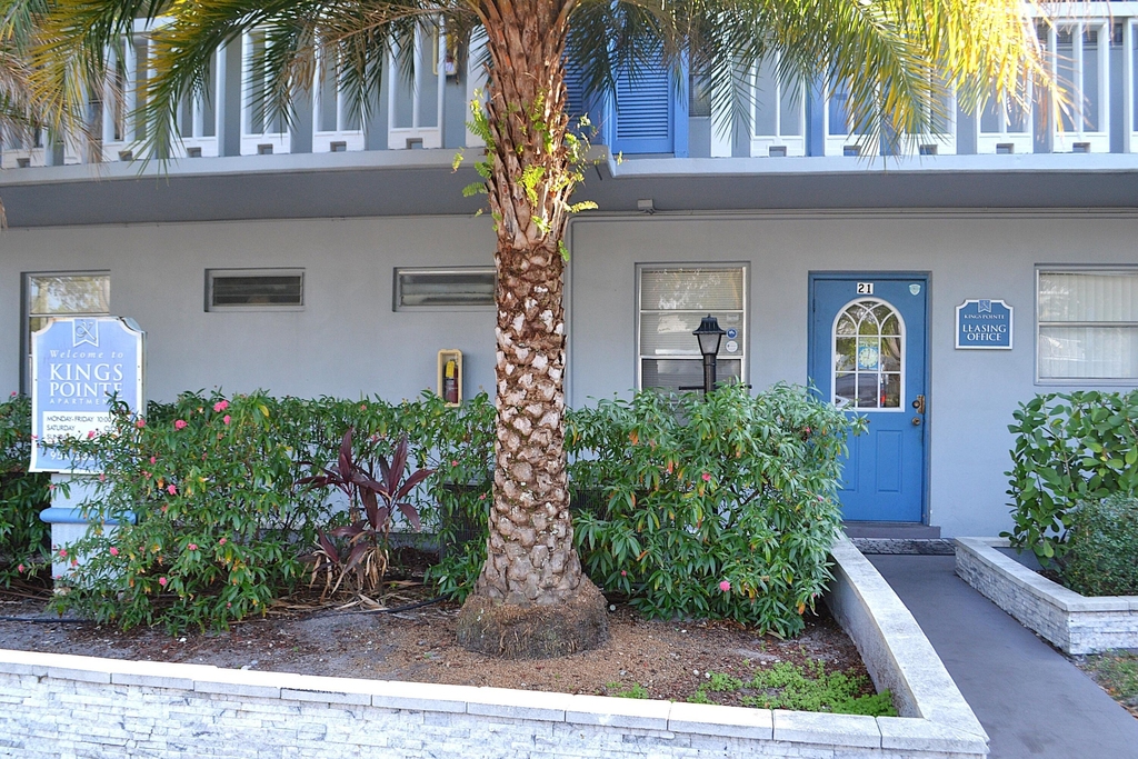 491 Nw 42nd Avenue - Photo 2