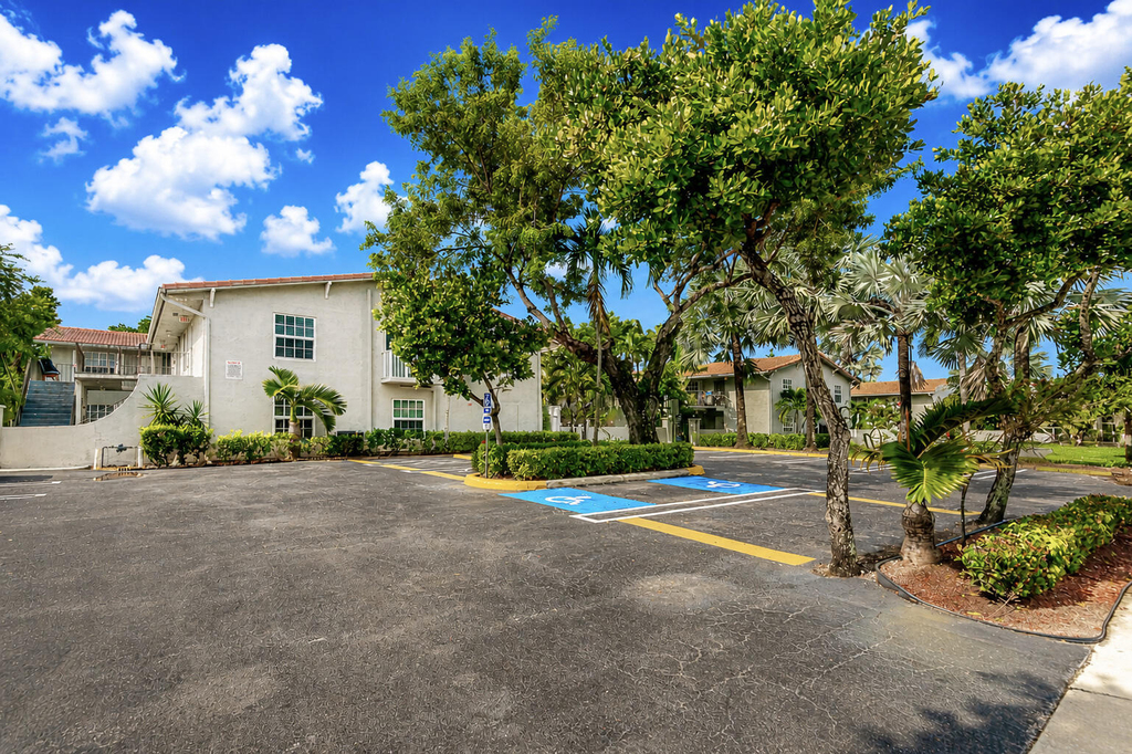8706 W Sample Road - Photo 20
