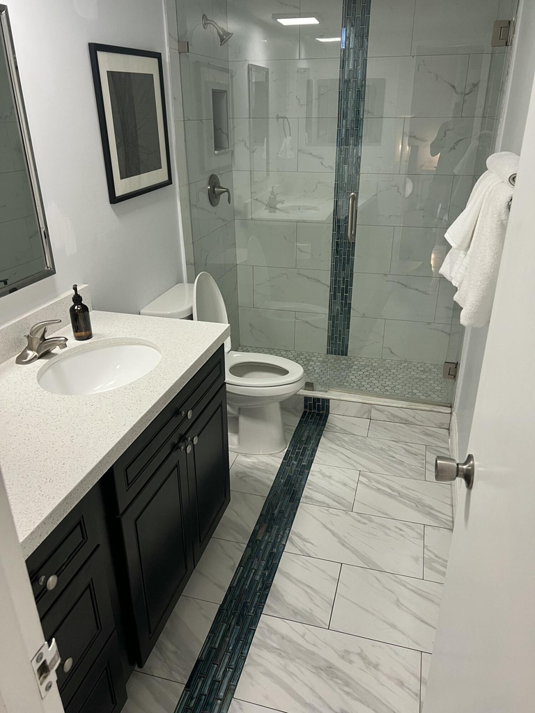 2100 Ne 33rd Avenue - Photo 1