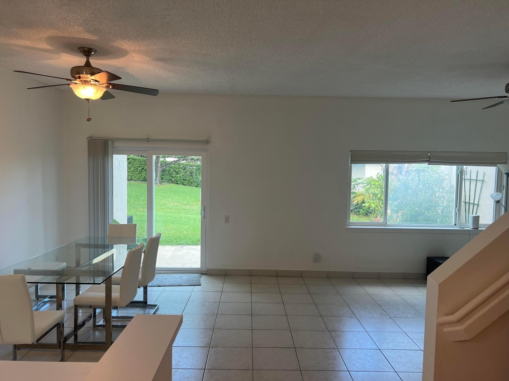4878 Sw 32nd Terrace - Photo 1