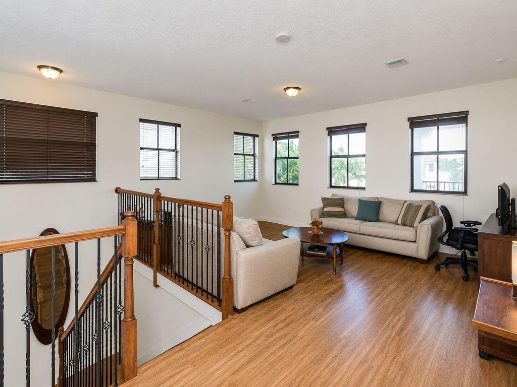 8408 Nw 40th Street - Photo 5