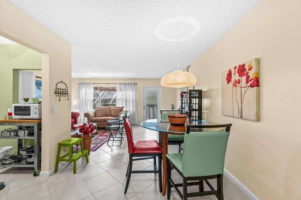 68 Suffolk B - Photo 9