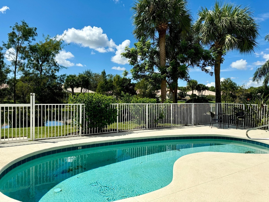 8262 Dominica Place - Photo 4