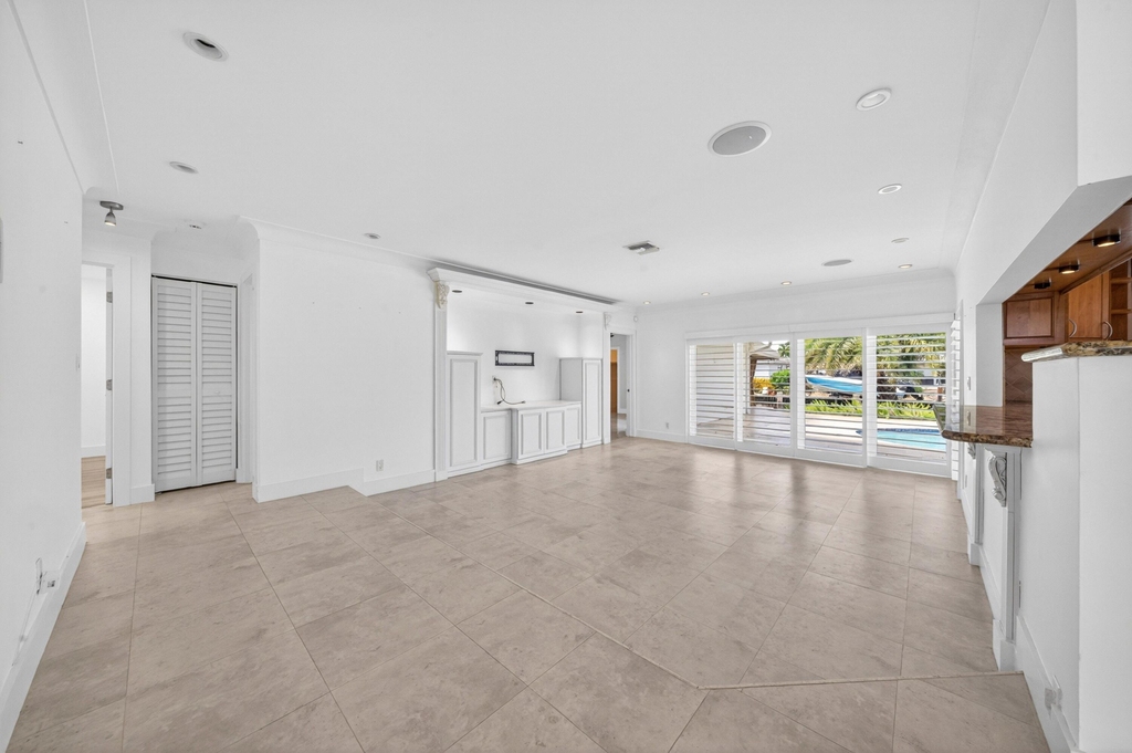 6251 Ne 20th Terrace - Photo 23