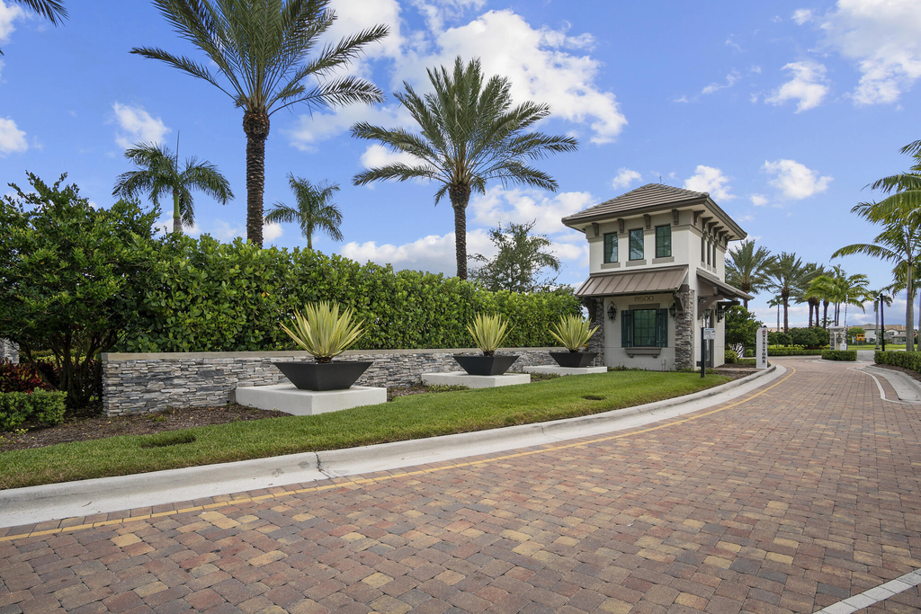 4837 Chantilly Road - Photo 10