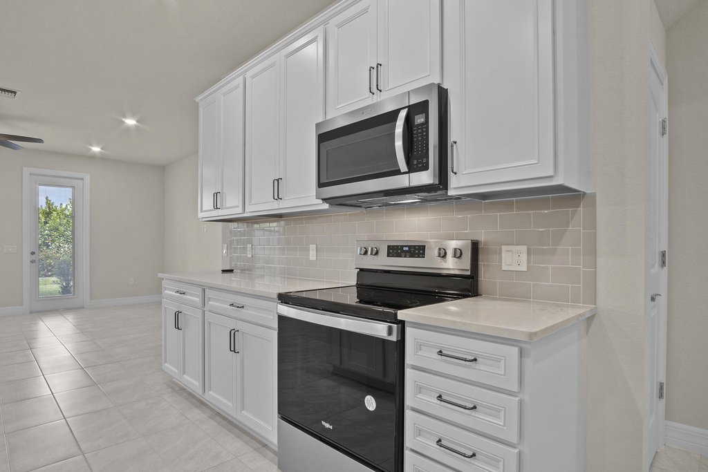 4837 Chantilly Road - Photo 3