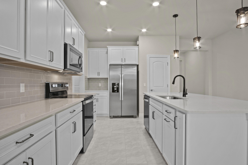 4837 Chantilly Road - Photo 0
