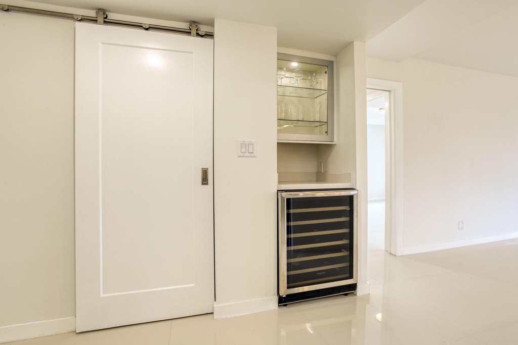 535 Oaks Drive - Photo 11