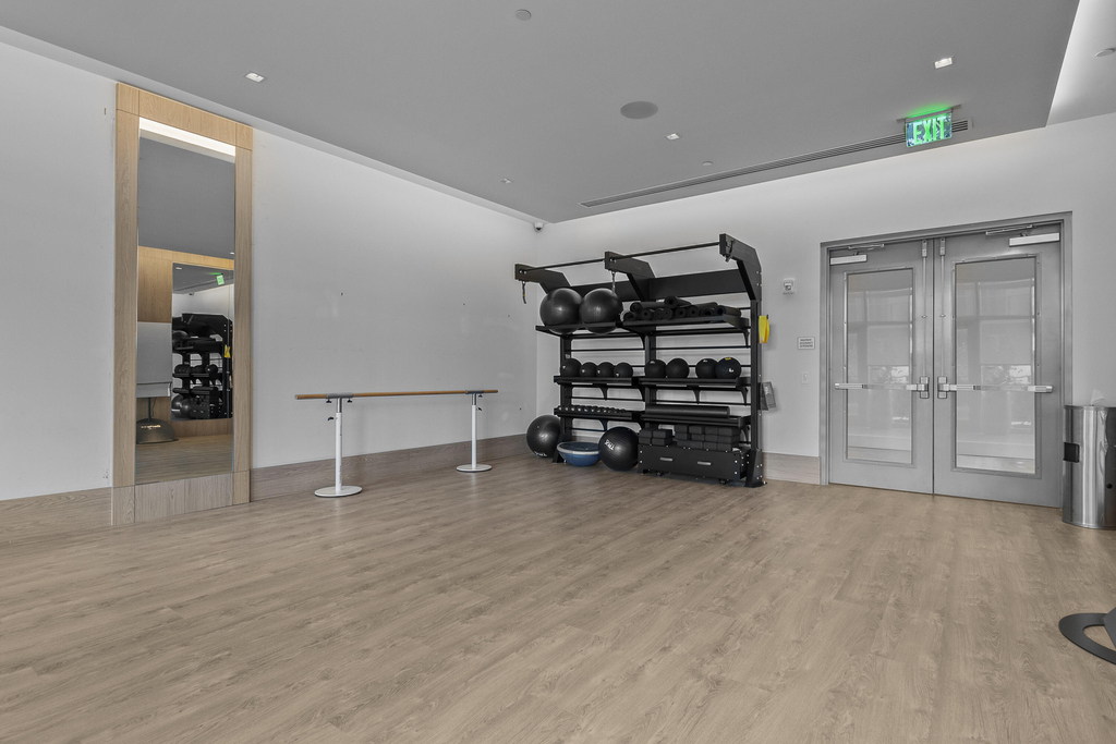 220 Lake Shore Drive - Photo 21