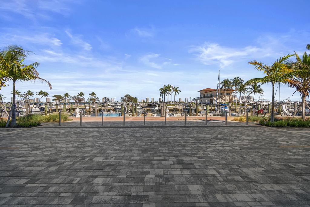 220 Lake Shore Drive - Photo 38