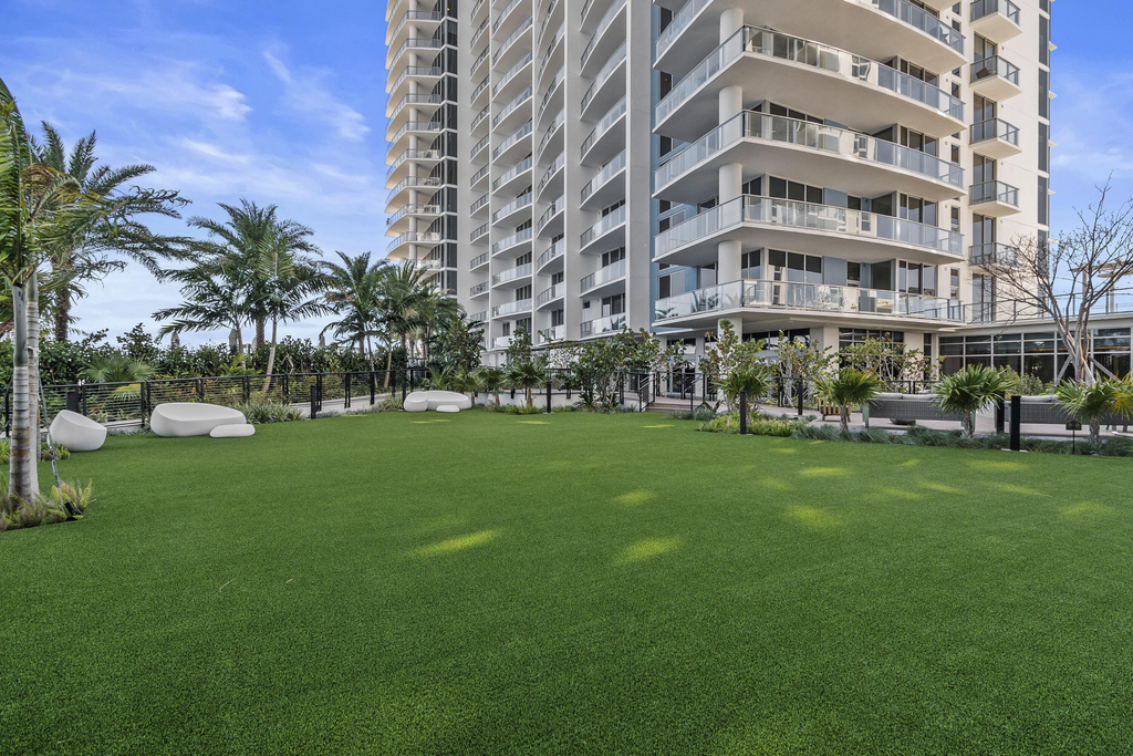 220 Lake Shore Drive - Photo 17