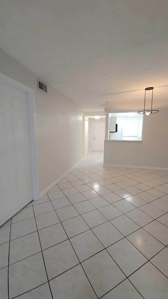 4111 Stirling Road - Photo 3