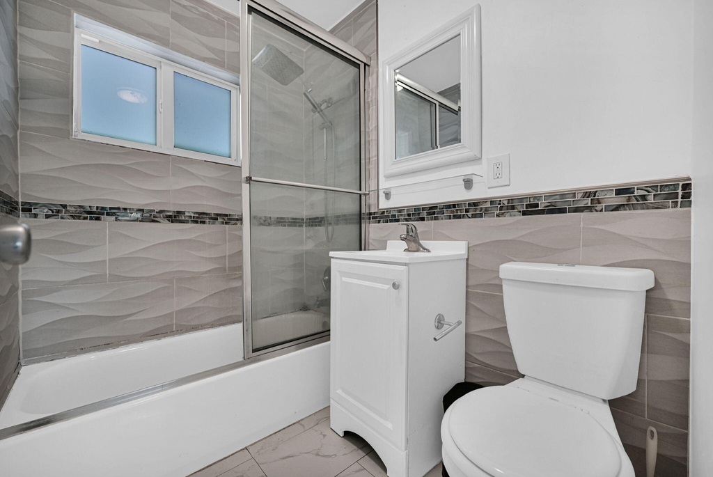 2933 Ne 12th Terrace - Photo 5