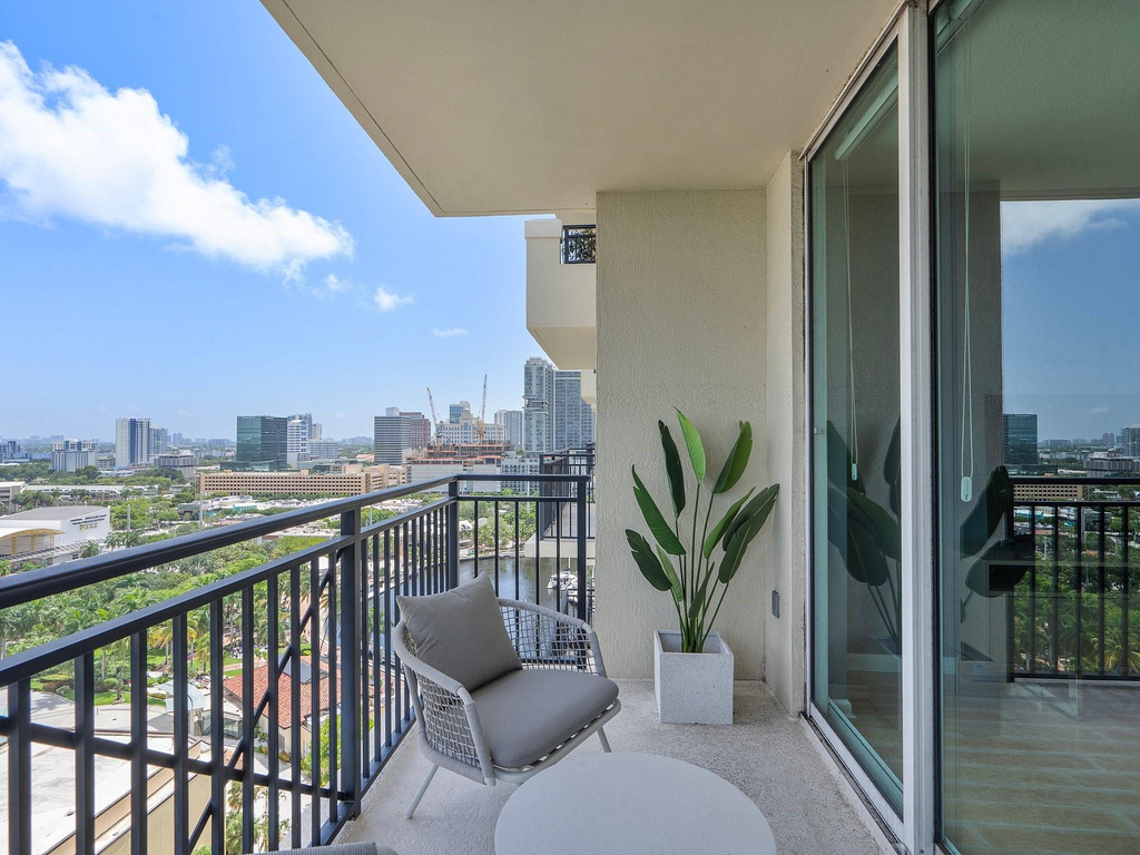 610 W Las Olas Boulevard - Photo 28