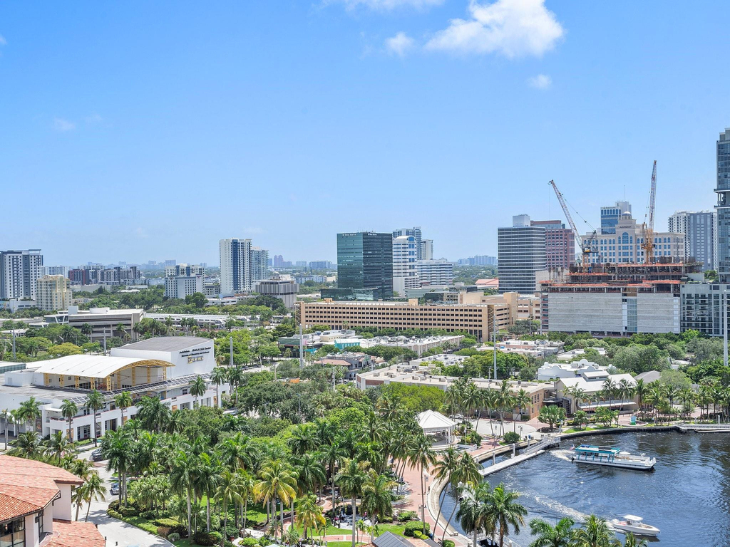 610 W Las Olas Boulevard - Photo 25