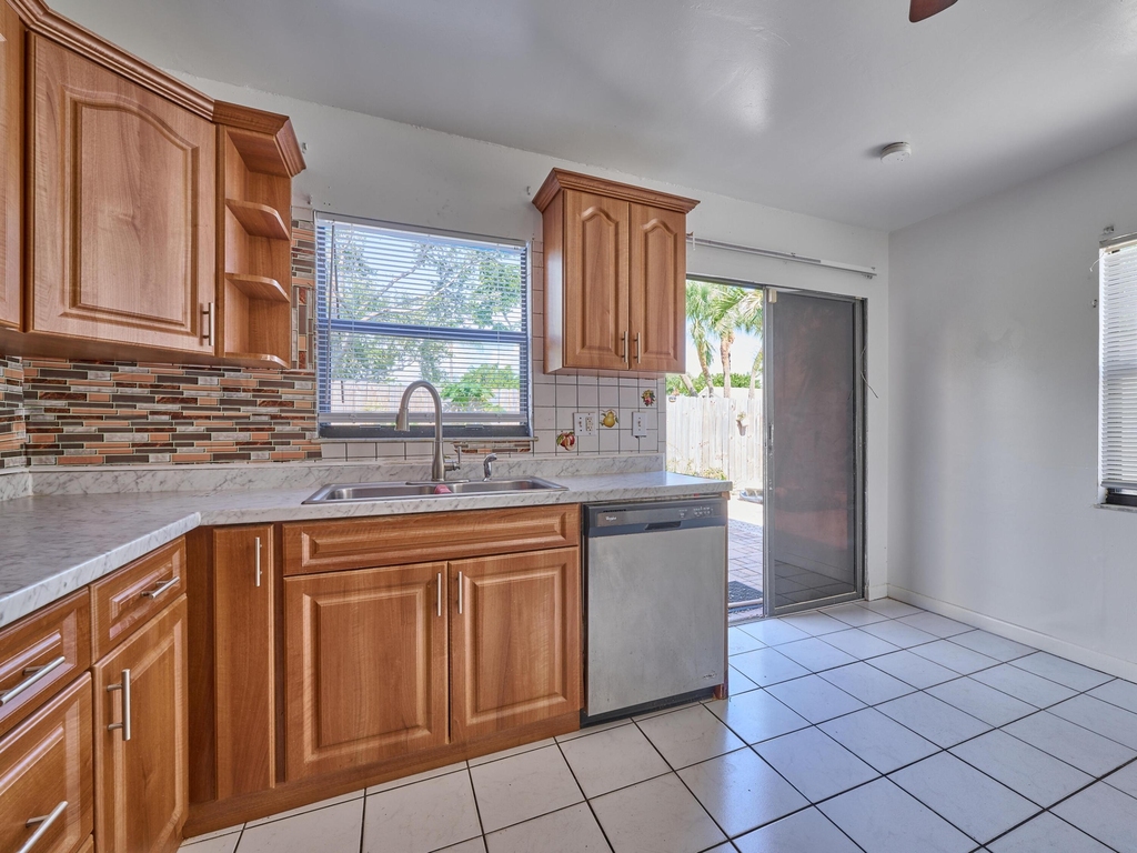 57 Peachtree Place - Photo 21