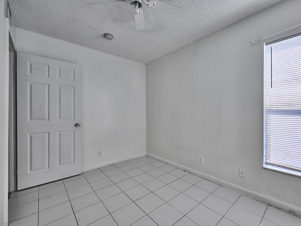 57 Peachtree Place - Photo 25