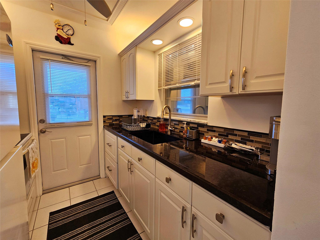 2751 E Golf Boulevard - Photo 12