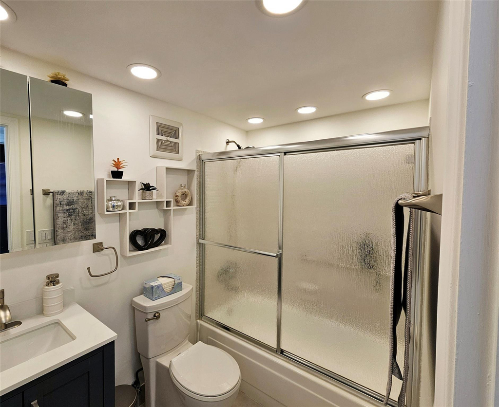 2751 E Golf Boulevard - Photo 11
