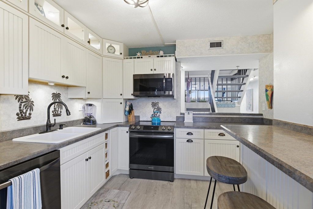 355 S Ocean Drive - Photo 7
